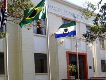 Prefeitura antecipa pagamento de salário 