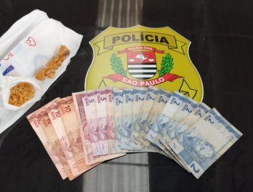 Homem “picava” crack em casa ao ser preso pela Polícia em Avaré