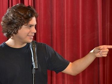 Botucatu recebe palestra-show e stand-up de comédia nessa final de semana