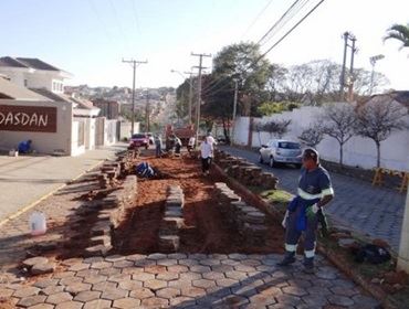 Av. Gilberto Filgueiras é preparada para receber asfaltamento