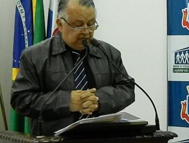 Vereador Ernesto pede que Centros de Saúde respeitem Estatuto do Idoso