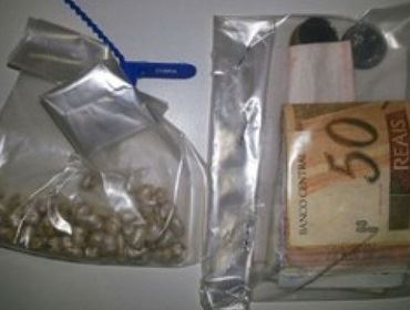 Três pessoas são detidas por tráfico de drogas em Avaré