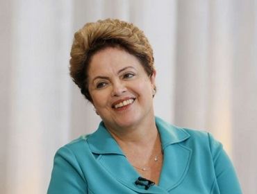 Dilma atrasa repasse de R$ 2,9 bi para escolas