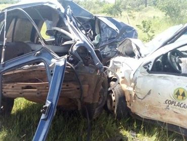 Jovem morre em acidente entre dois carros em rodovia de Manduri