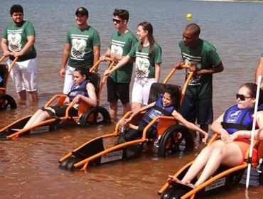 ?Praia acessível? garante lazer e inclusão no Camping