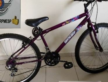 MENORES FURTAM BICICLETA QUE ESTAVA NA BIBLIOTECA DE AVARÉ