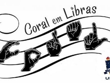 Coral de Libras une estudantes em prol da inclusão em Avaré