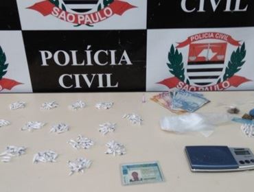 Polícia Civil flagra morador com drogas durante cumprimento de mandado de busca em Itapetininga