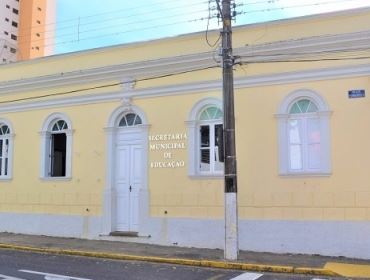 Secretaria oferece curso gratuito de Libras, Braille e ABA