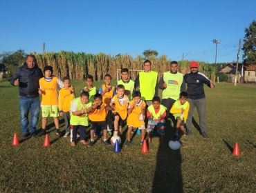 Escolinha de Futebol da Barra Grande inicia atividades