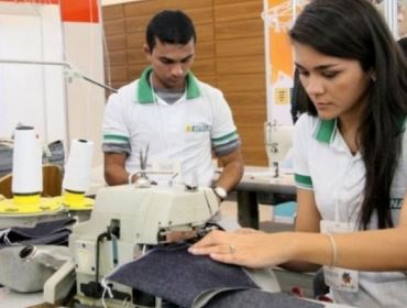 SENAI OFERECE CURSOS GRATUITOS PARA SETOR DE VESTUÁRIO