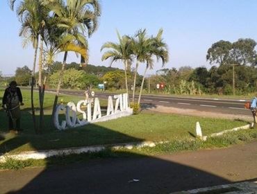 Costa Azul recebe mutirão de limpeza 