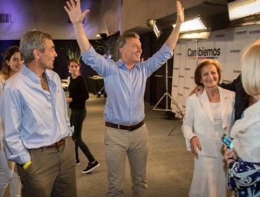 Scioli admite derrota e Macri é o novo presidente da Argentina