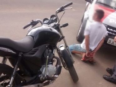 PM prende em flagrante rapaz acusado de furtar moto