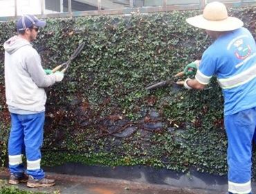 Equipe de Praças e Jardins ganha nova sede