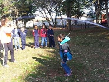 Brincadeiras folclóricas agitam  a Biblioteca Municipal