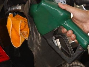 Consumidores começam a sentir no bolso aumento da gasolina