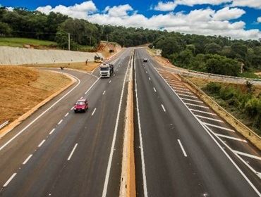 Feriado de Páscoa tem movimento parcial de 215 mil veículos na região