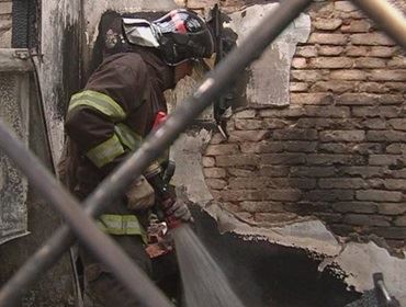 Explosão deixa duas casas destruídas em Itapetininga