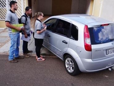 Secretaria de Serviços informa moradores sobre Operação ?Cata Treco?