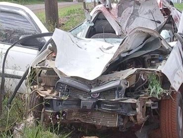 Motorista e passageiro morrem após carro atingir cavalo em rodovia