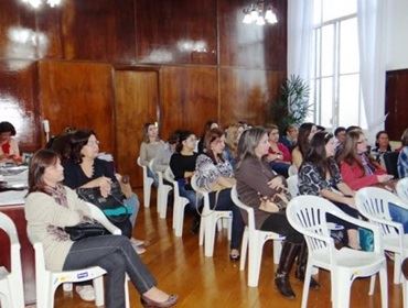 Professores saem satisfeitos de reunião com Poio Novaes