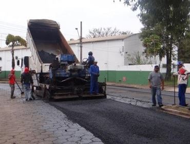 Iniciada a pavimentação das avenidas Major Rangel e Misael Leal 