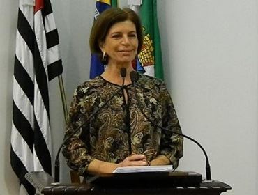 Rosângela Paulucci pede atenção com árvores de áreas públicas