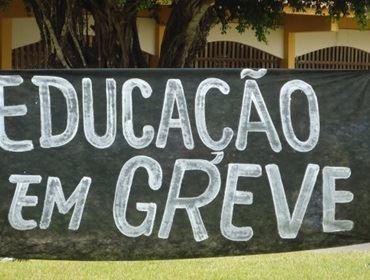 Escolas da região de Piraju estão sem aula devido à greve, afirma sindicato