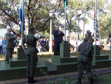 Ato cívico de 7 de setembro em Avaré somente hasteamento de Bandeira.