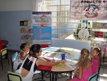 Escola Padre Emílio recebe projeto Cultura no Bairro