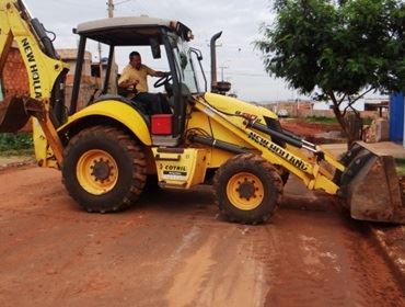 Prefeitura realiza mutirão de limpeza no Paraíso