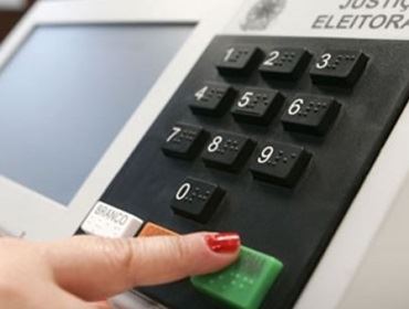 Eleitor tem dúvida entre voto em branco e voto nulo