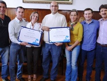 Com projeto de pesquisa em agricultura, Poio recebe o Prêmio Prefeito Empreendedor, do Sebrae