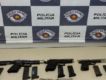 Dupla presa com armas na Castello Branco entregaria 'carga' no RJ