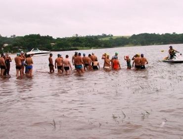  Thriathlon de Revezamento na AABB ? Primeiro evento esportivo do ano reúne mais de 20 trios