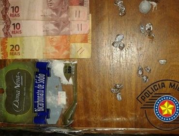 POLÍCIA MILITAR PRENDE POR CRIME DE TRÁFICO DE DROGAS