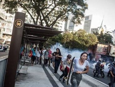 Após denúncia à OEA, secretaria nega abusos em repressão a estudantes em SP