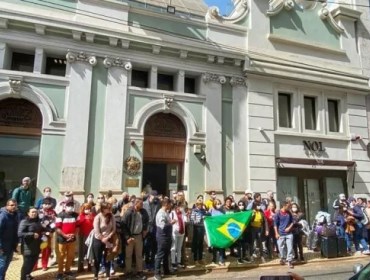 Estranhamente, consulado do maior colégio eleitoral fora do Brasil anuncia greve