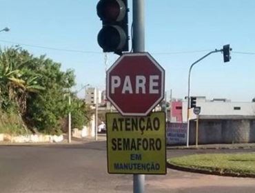 Prefeitura não consegue resolver problemas de semáforos