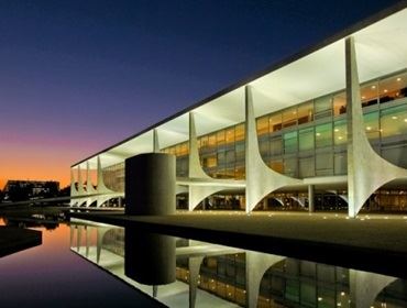 Palácio do Planalto respira ares de fim de festa