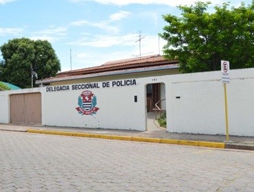 Polícia Civil prende 10 por mandado durante operação